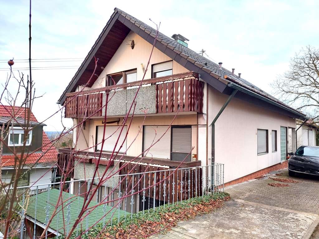 Immobilie in Rudersberg - *Mach was draus!* Zweifam.-Haus mit Aussicht! Ruhige Lage, Garten, Hobbyraum u. Garagen! - Bild 0