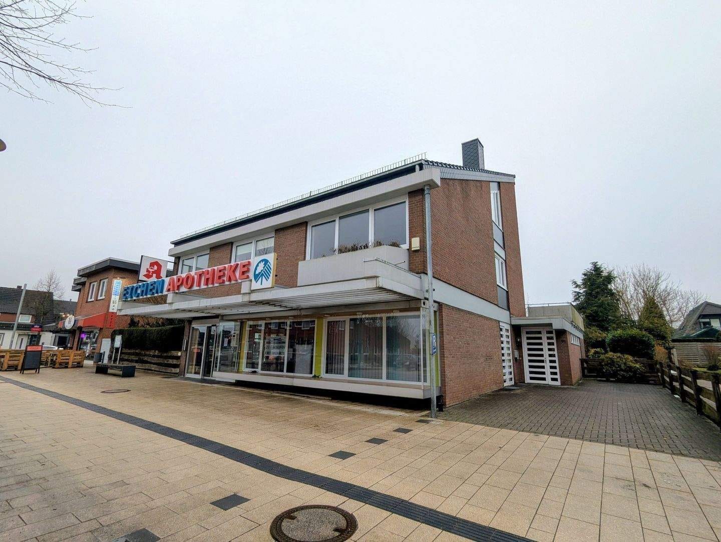 Immobilie in Oyten - Wohn-Geschäftshaus - alte Eichenapotheke - zentral in OYTEN - Bild 0