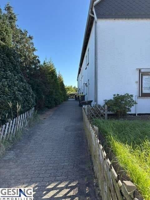 Immobilie in Mölln - Für pfiffigen Handwerker - Endreihenhaus mit schönem Garten und großer Garage - Bild 3