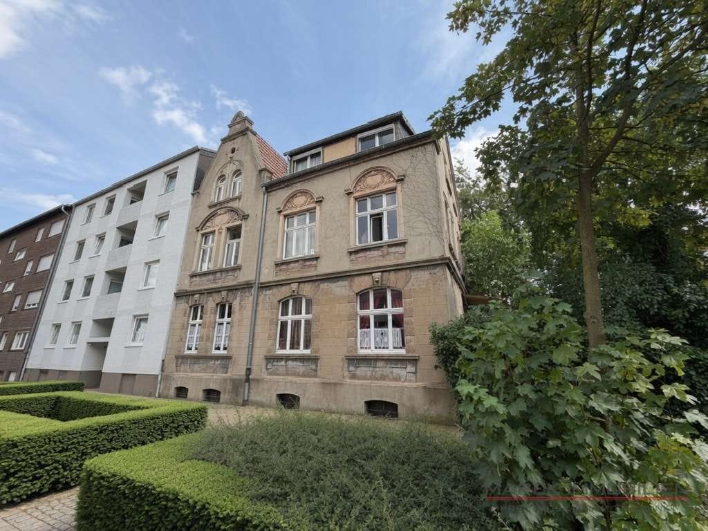 Immobilie in Datteln - Repräsentatives Dreifamilienhaus von 1908 mit historischem Charme, Garten und rückwärtigem Anbau - Bild 0