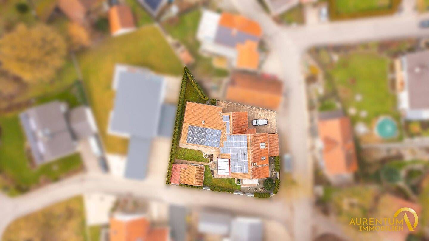 Immobilie in Bayerbach b. Ergoldsbach - Exklusives Wohlfühlhaus mit PV-Anlage, Wintergarten & Energieklasse A+ | Renditepotenzial bis 3,9 % - Bild 4