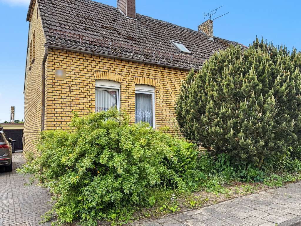 Immobilie in Zahna-Elster - Ideal für kleine Familien - Doppelhaushälfte mit 5 Zimmern und Naturblick für Macher in Zahna - Bild 0