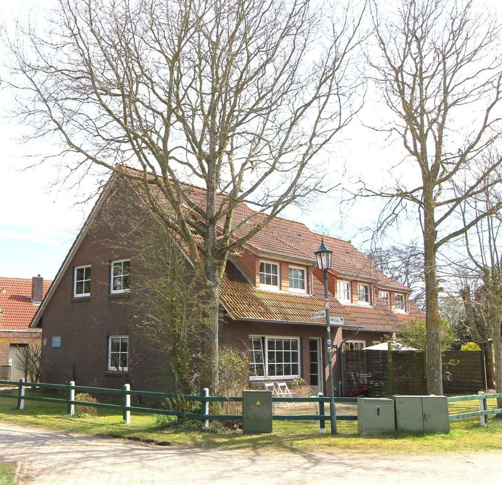 Immobilie in Spiekeroog - Spiekeroog - schönes Reihenendhaus in bester Lage zu verkaufen! - Bild 0