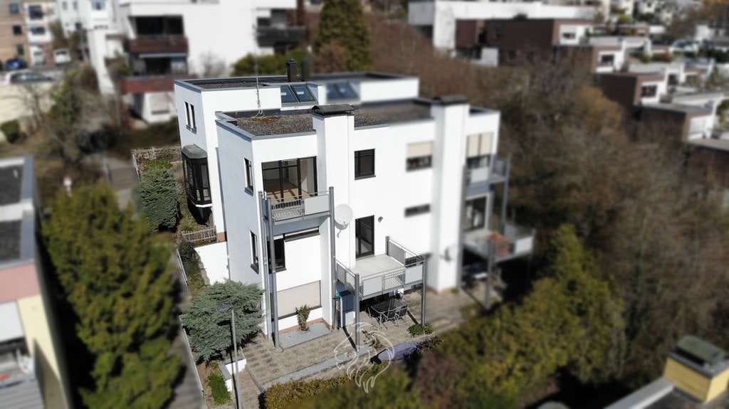 Immobilie in Veitshöchheim - Moderne Doppelhaushälfte mit Blick auf Veitshöchheim - Bild 0