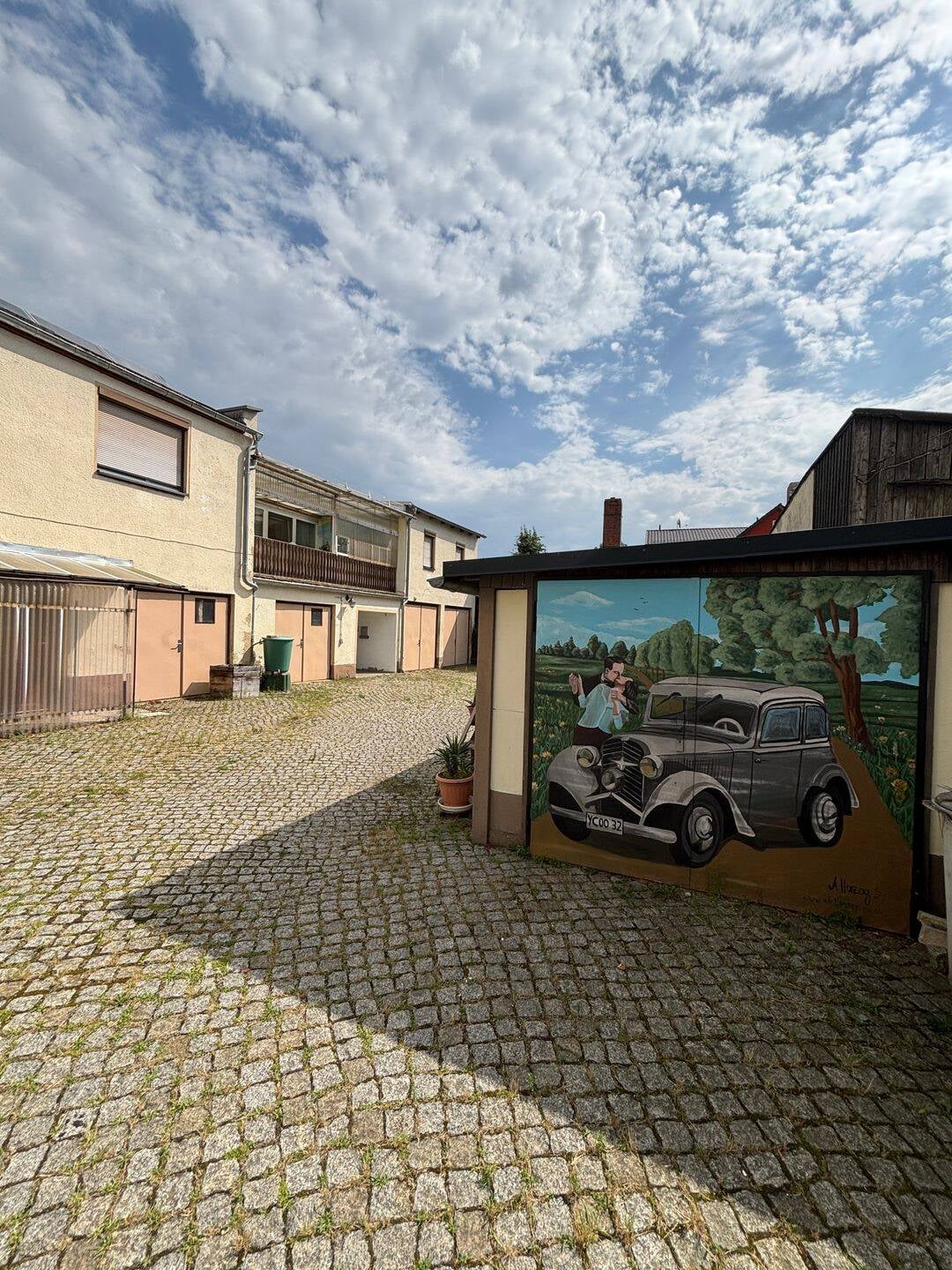 Immobilie in Bischofswerda - Städtisches Wohnen mit Mieteinnahmen! - 3 Parteien Wohnhaus in Bischofswerda! - Bild 4