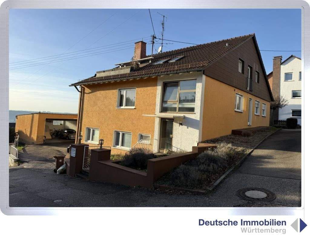 Immobilie in Esslingen am Neckar - Aufgeteiltes 2 Familienhaus mit Einliegerbüro und großer Garage in ES- Liebersbronn - Bild 0