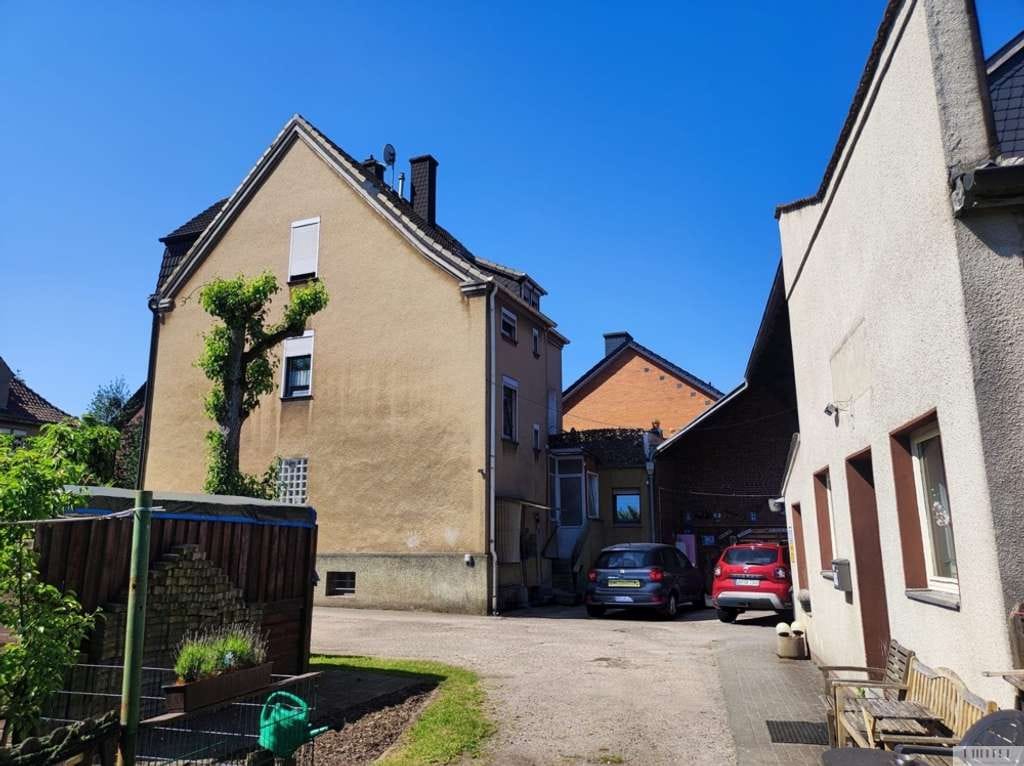 Immobilie in Werne - Mehrfamilienhaus mit separaten Lager u. Bürogebäude - Bild 2