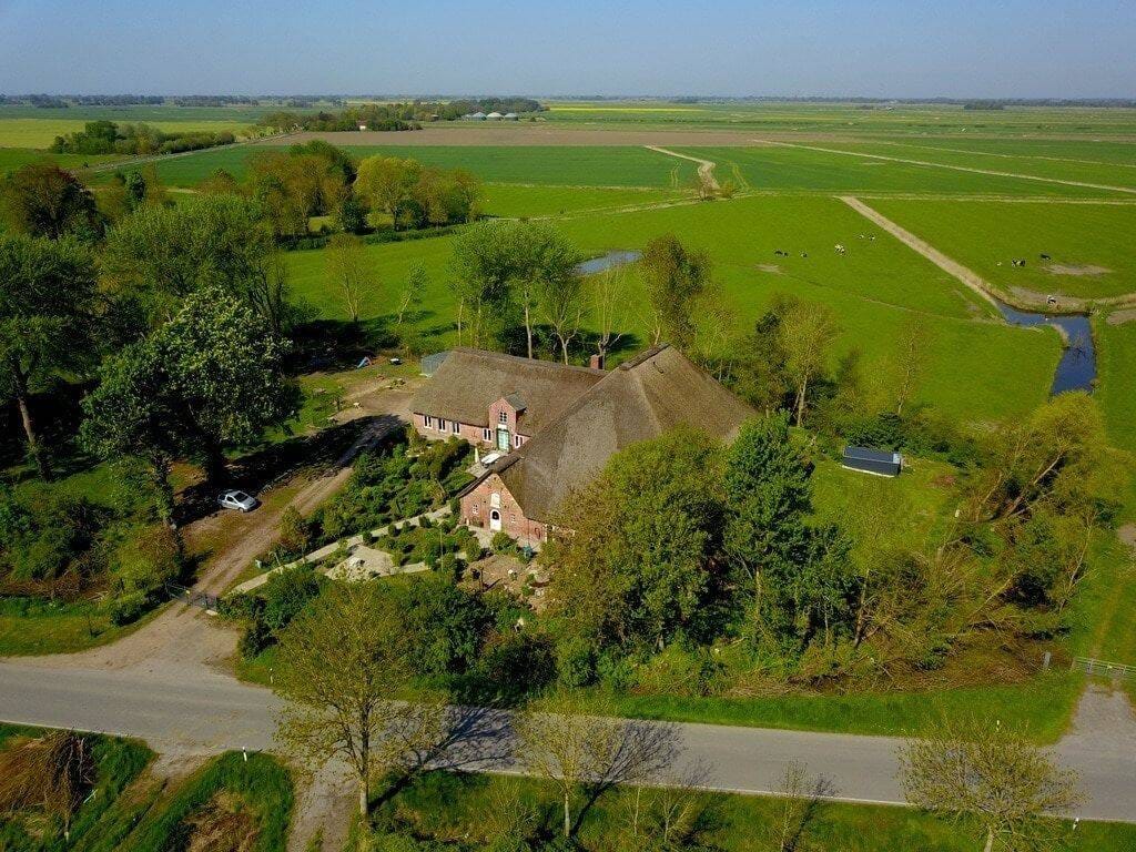 Immobilie in Tönning - Charmante Eigentumswohnung im reetgedeckten Haubarg! - Bild 1