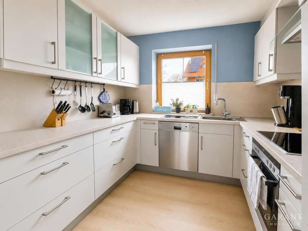 Immobilie in Wörth - Großzügiges Reihenmittelhaus mit Garten, Balkon und viel Platz für die ganze Familie - Bild 1