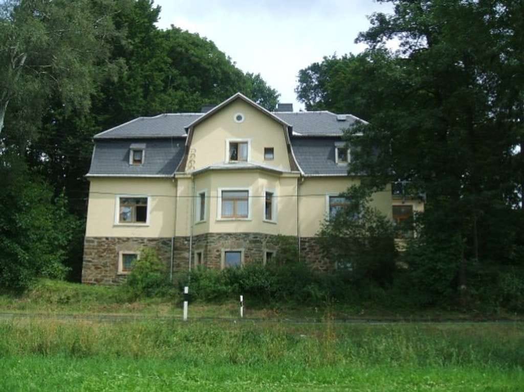 Immobilie in Schlettau - Schöne Wohnvilla mit einer Einliegerwohnung - Bild 0