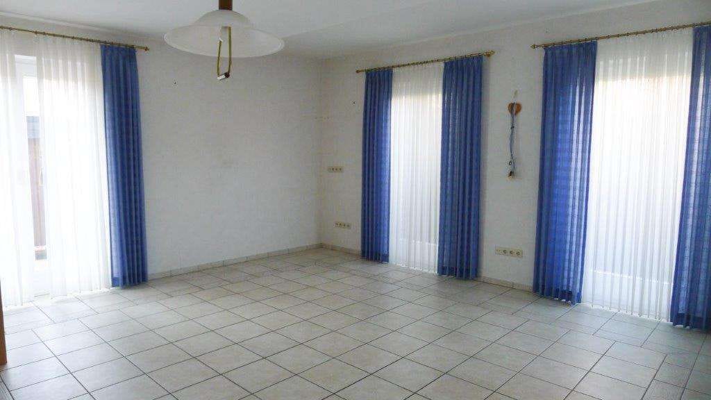 Immobilie in Südlohn - Raum für Familie & Rendite: 2-Familienhaus in naturnaher Umgebung von Südlohn 
 - Bild 2