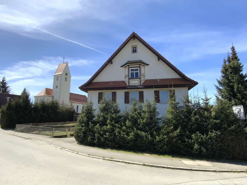 Immobilie in Bad Wurzach - Großes Ein oder Zweifamilienhaus zwischen Leutkirch-Kisslegg und Bad Wurzach - Bild 1