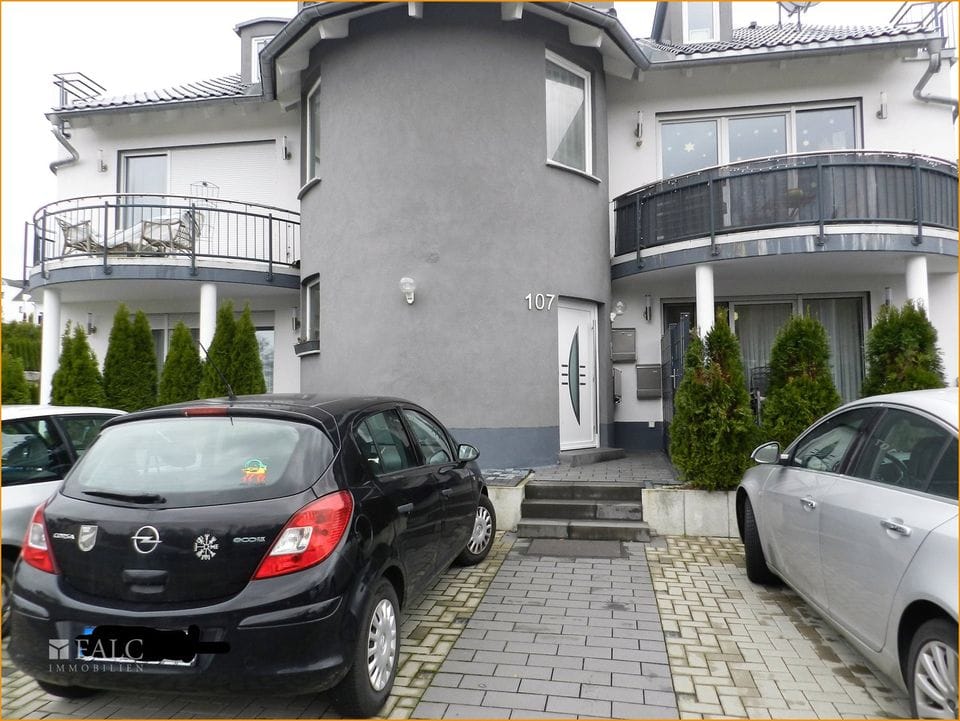 Immobilie in Laufach - - Anspruchsvolle -Eigentumswohnung mit traumhaften Garten und zwei schönen Terrassen  - - Bild 0