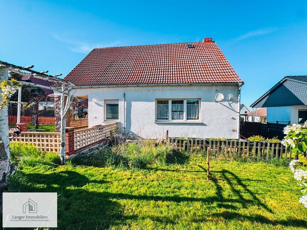 Immobilie in Schraplau - Familienfreundliches Einfamilienhaus in ruhiger Lage - Bild 2