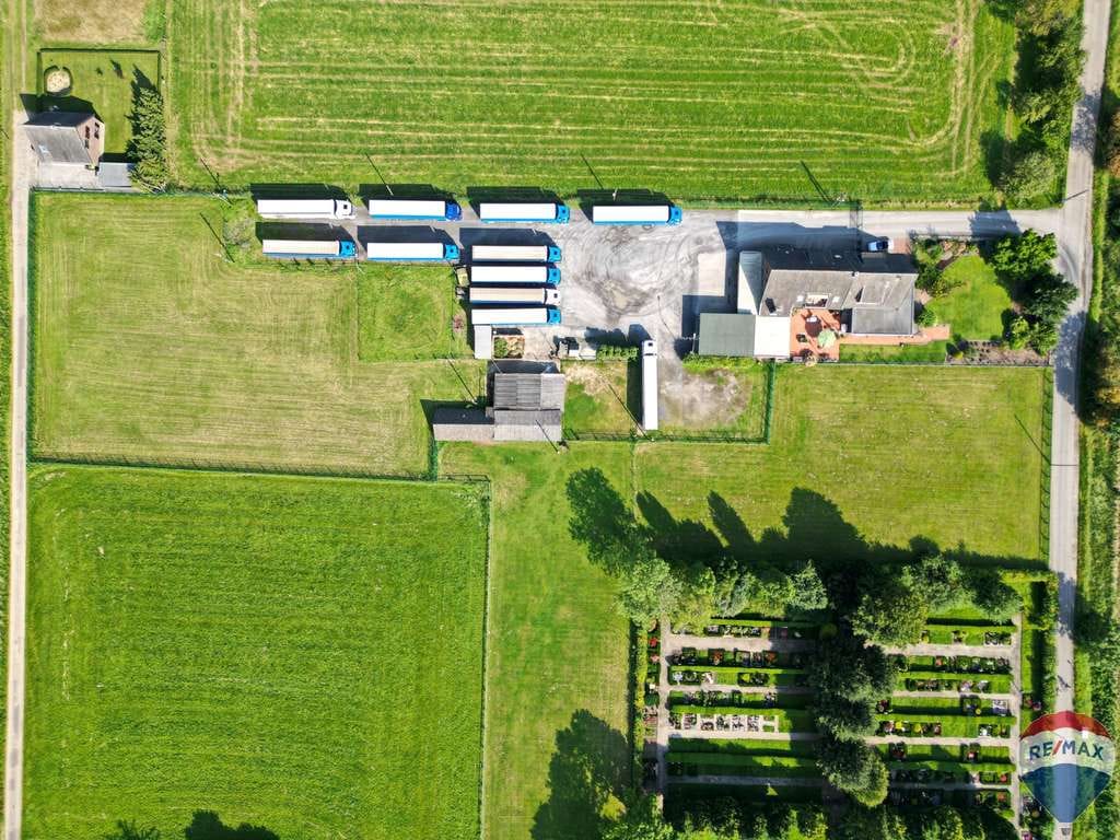 Immobilie in Emmerich am Rhein - Traumanlage mit Landblick! 2 große Wohnhäuser, Garagenhalle und weitere Nutzfläche unter einem Dach! - Bild 3
