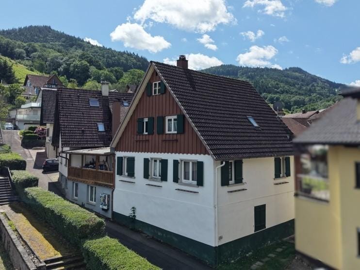 Immobilie in Kappelrodeck - Einfamilienhaus freistehend in Waldulm (Kappelrodeck) - Bild 1