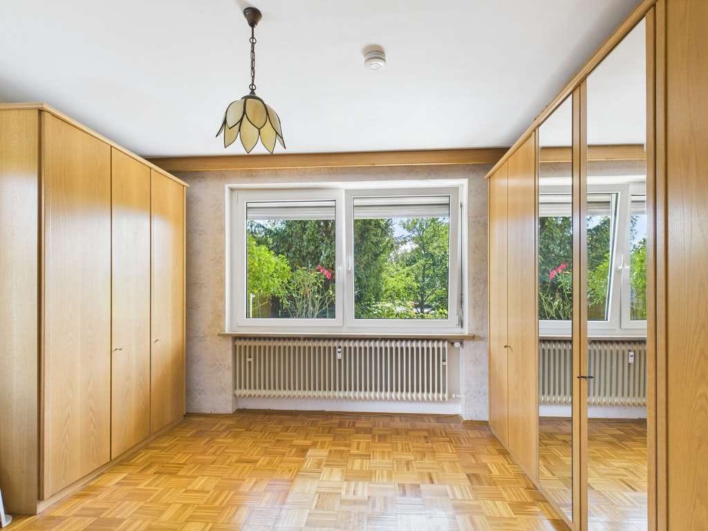 Immobilie in Ebern - Viel Platz für Familien & Investoren – MFH mit großem Garten in Ebern - Bild 4