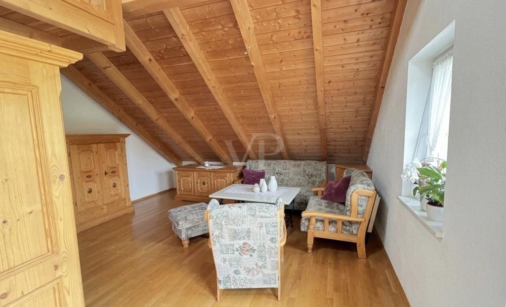 Immobilie in Türkenfeld - Lichtdurchflutete Galeriewohnung mit perfekter Anbindung & Ammersee-Nähe - Bild 1