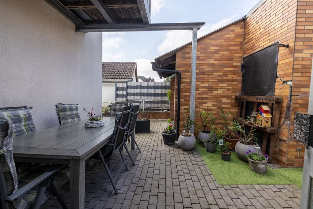 Immobilie in Sundern - Freistehendes Einfamilienhaus mit Terrasse, Balkon und viel Gestaltungsspielraum - Bild 5