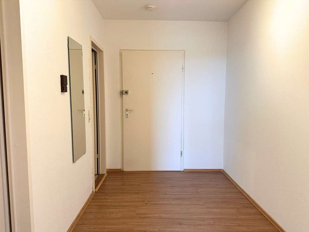 Immobilie in Langen - KLEIN, ABER MIT GROßER WIRKUNG – Durchdachte 1-Zimmerwohnung mit traumhaftem Ausblick - Bild 2