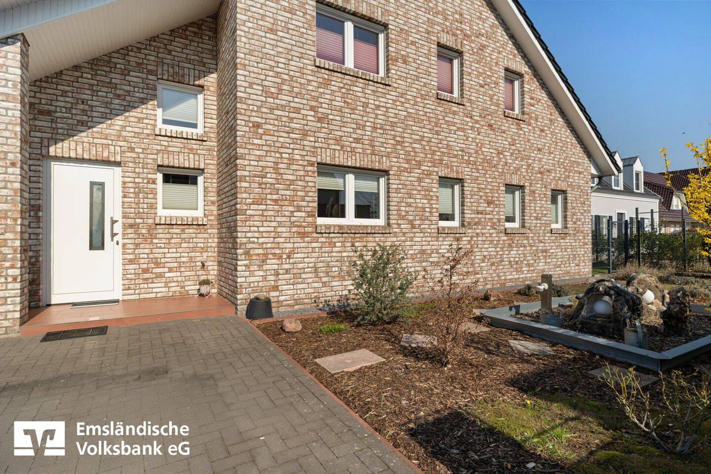 Immobilie in Lünne - Luxuriöses Wohnen am Lünner See: Zeitloses Design, hochwertige Ausstattung und einzigartige Aussicht - Bild 4