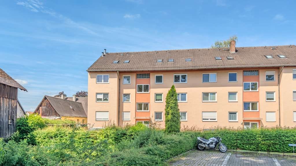 Immobilie in Bayreuth - Attraktive 1,5-Zimmer-Wohnung mit Einbauküche in zentraler Lage von Bayreuth! - Bild 0