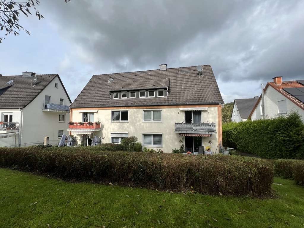 Immobilie in Kierspe - Ruhiges Mehrfamilienhaus in Kierspe – jetzt direkt informieren und mehr erfahren. - Bild 0