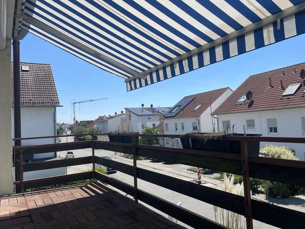 Immobilie in Laudenbach - Licht, Raum und Lebensqualität – außergewöhnliches Zweifamilienhaus mit beeindruckenden Wohnbereich - Bild 2