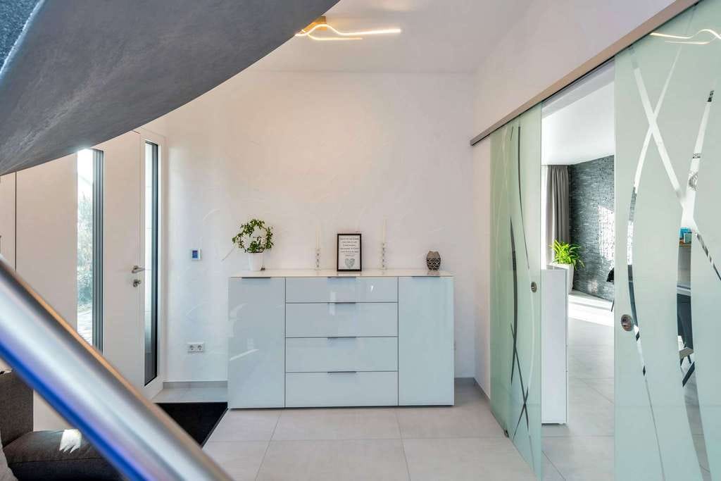 Immobilie in Alfdorf - modernes & neuwertiges Einfamilienhaus im wunderschönen Alfdorf - Bild 3