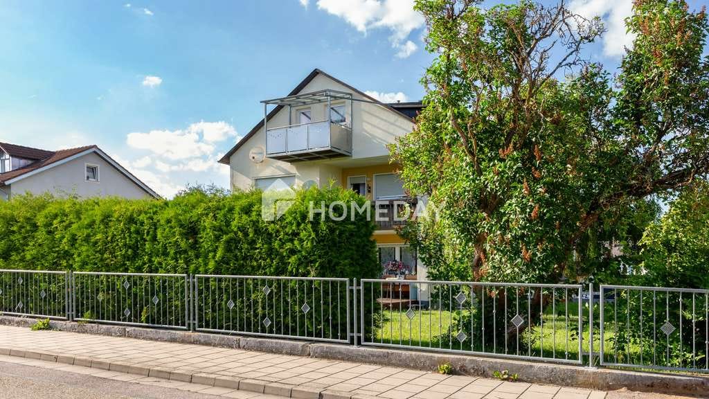 Immobilie in Parsberg - Gepflegtes Mehrfamilienhaus mit stabilen Mieteinnahmen und großem Grundstück 
 - Bild 0