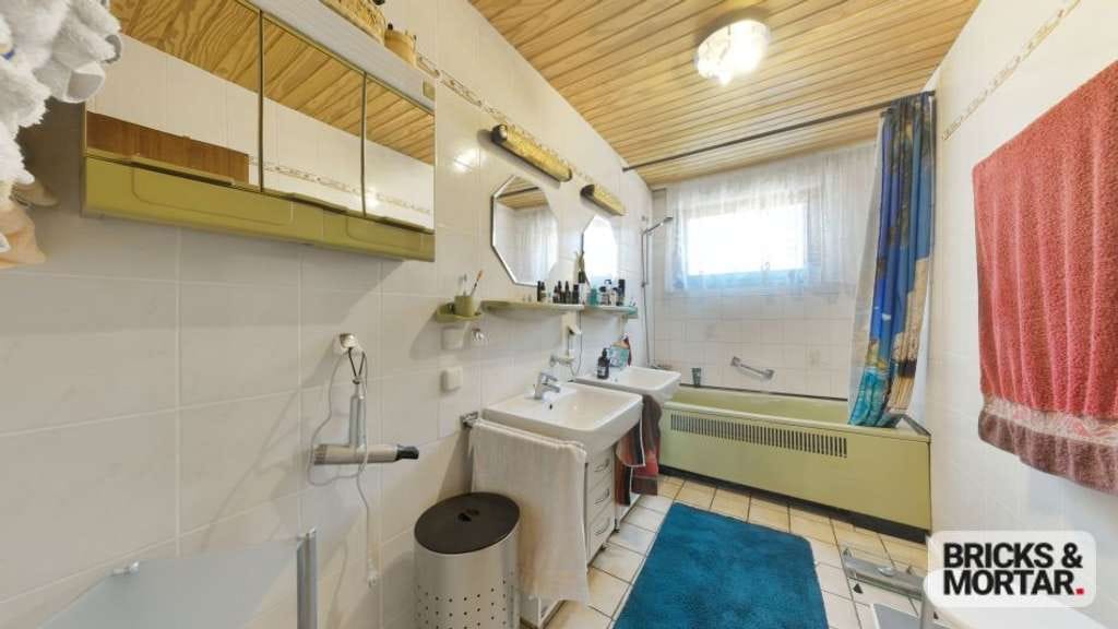 Immobilie in Adelsried - Großzügiges freistehendes Einfamilienhaus in ruhiger Wohnlage von Adelsried - Bild 4