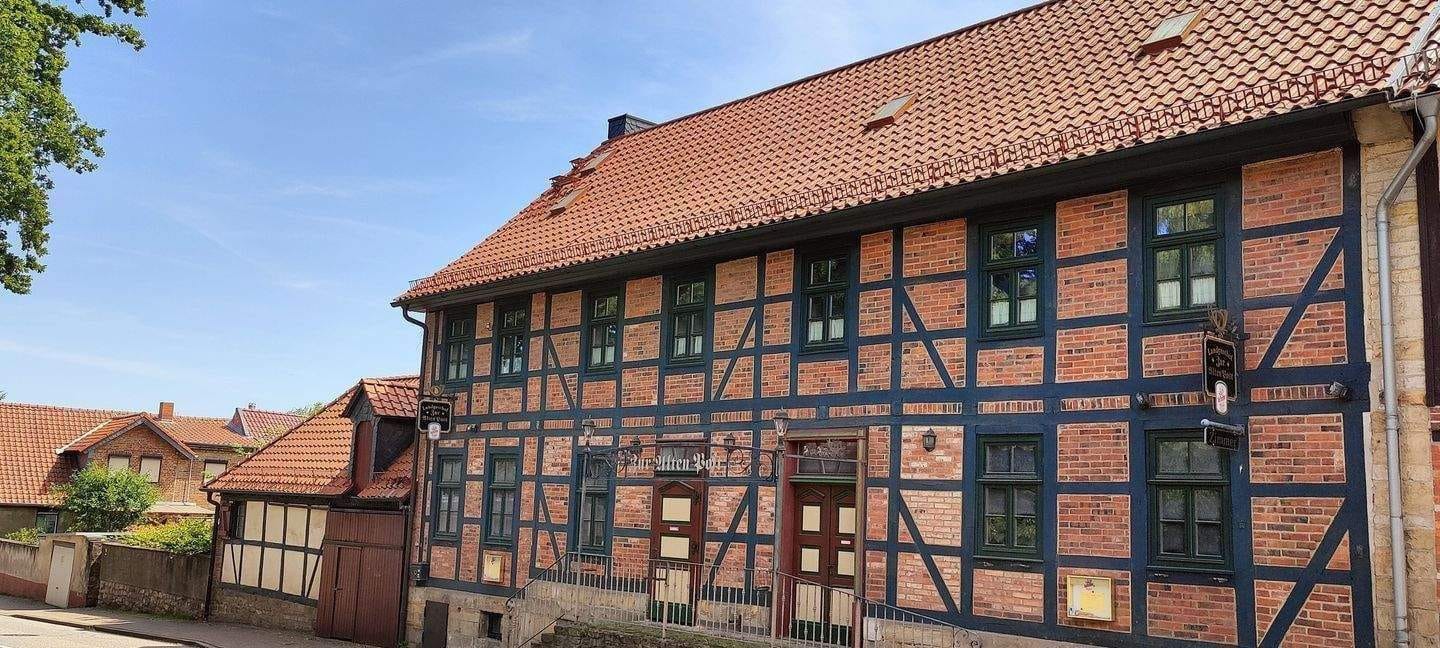 Immobilie in Ummendorf - Saniertes Wohn- u. Geschäftshaus mit fachwerklich historischer Substanz, Weinkeller, Festscheune, Sonnenterrasse und Garten - Bild 0