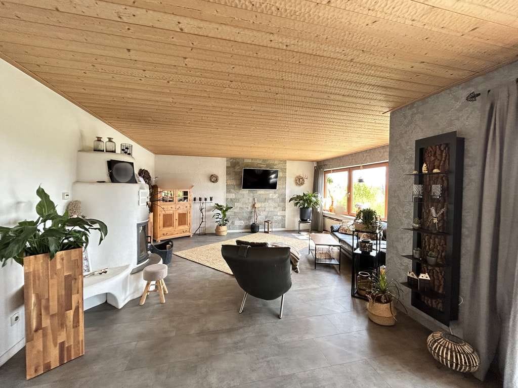Immobilie in Mittelhof - Wissen-Alserberg, großes Wohnhaus mit ELW, PV-Anlage, Panoramablick, Sauna, Carport etc. - Bild 4