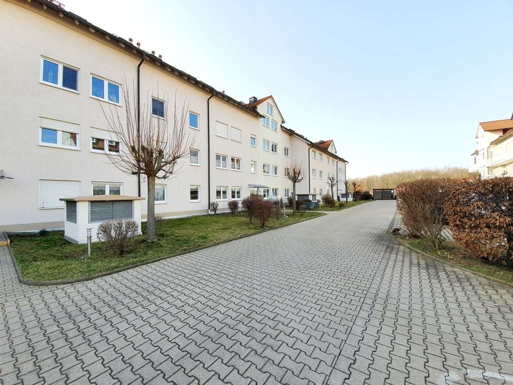 Immobilie in Naunhof - Wunderschöne, lichtdurchflutete 1-Zimmer-Wohnung inkl. TG Stellplatz in Naunhof zu verkaufen! - Bild 0