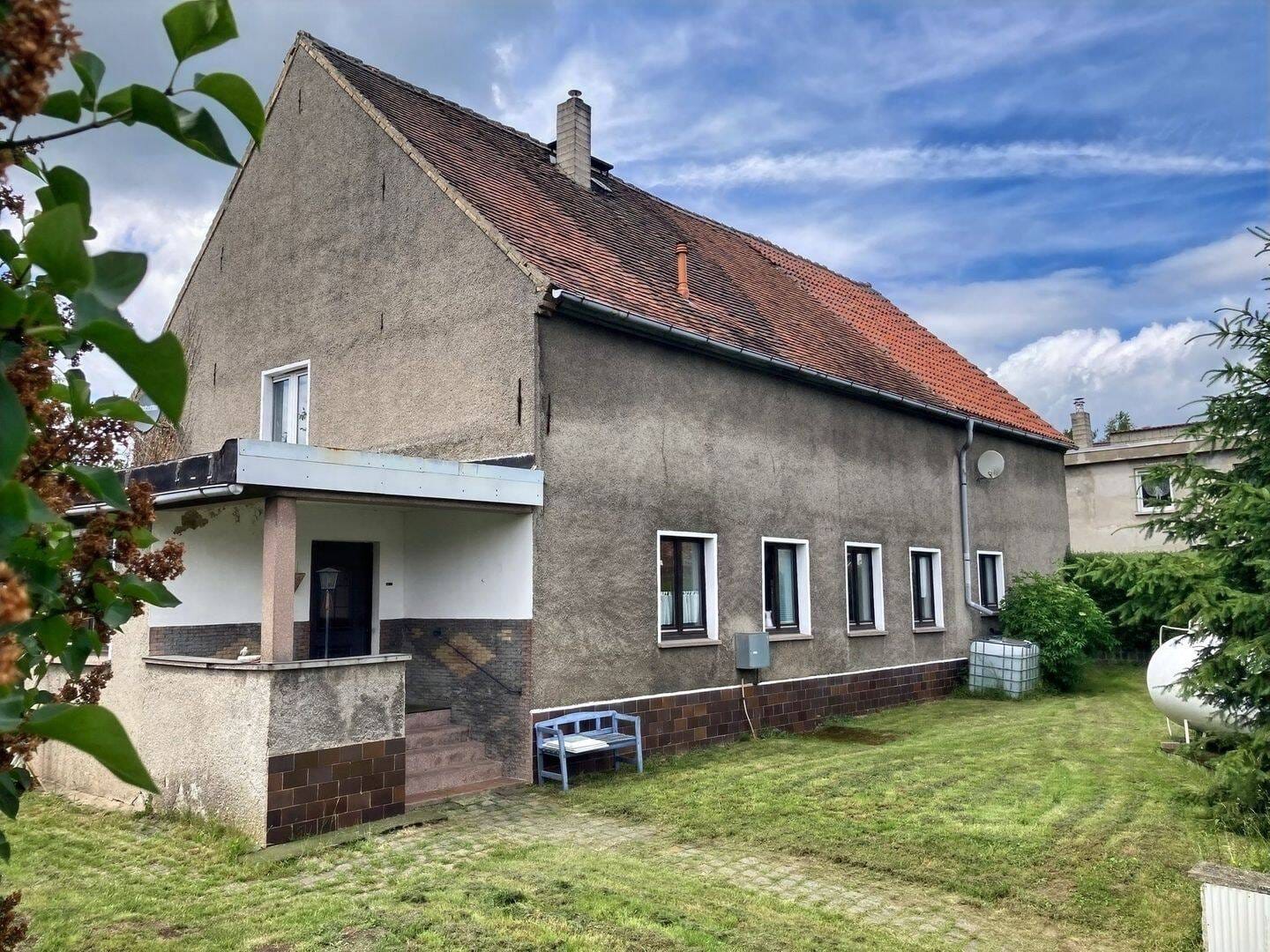 Immobilie in Blankenheim - Viel Platz für individuelle Wohnkonzepte auf großzügigem Grundstück ! - Bild 0