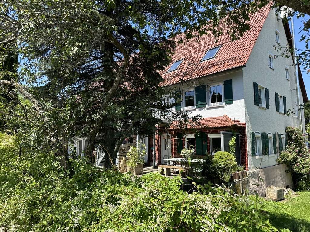 Immobilie in Bissingen an der Teck - Ländlicher Charme: Bauernhaus-Romantik, Nähe Randecker Maar und Breitenstein - Bild 1