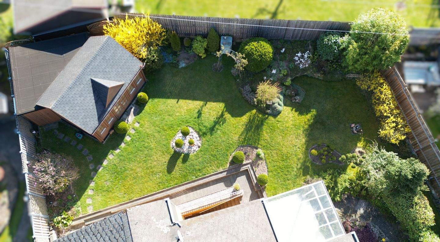 Immobilie in Herforst - Anwesen mit parkähnlicher Gartenanlage I Gehobene Ausstattung I Wintergarten - Bild 1