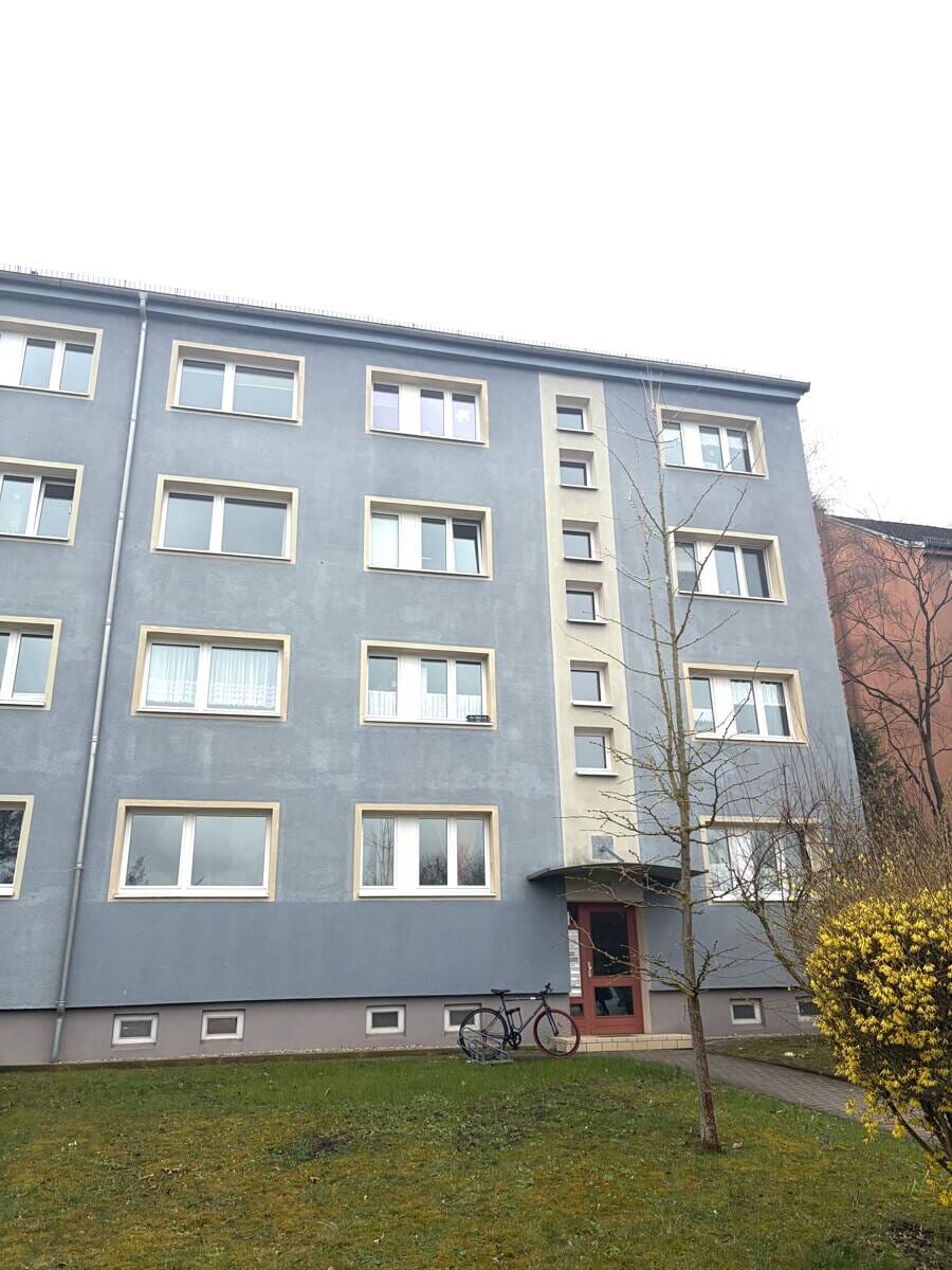 Immobilie in Weimar - Charmante 3-Raum-Wohnung mit Balkon in attraktiver Lage von Weimar - Bild 0
