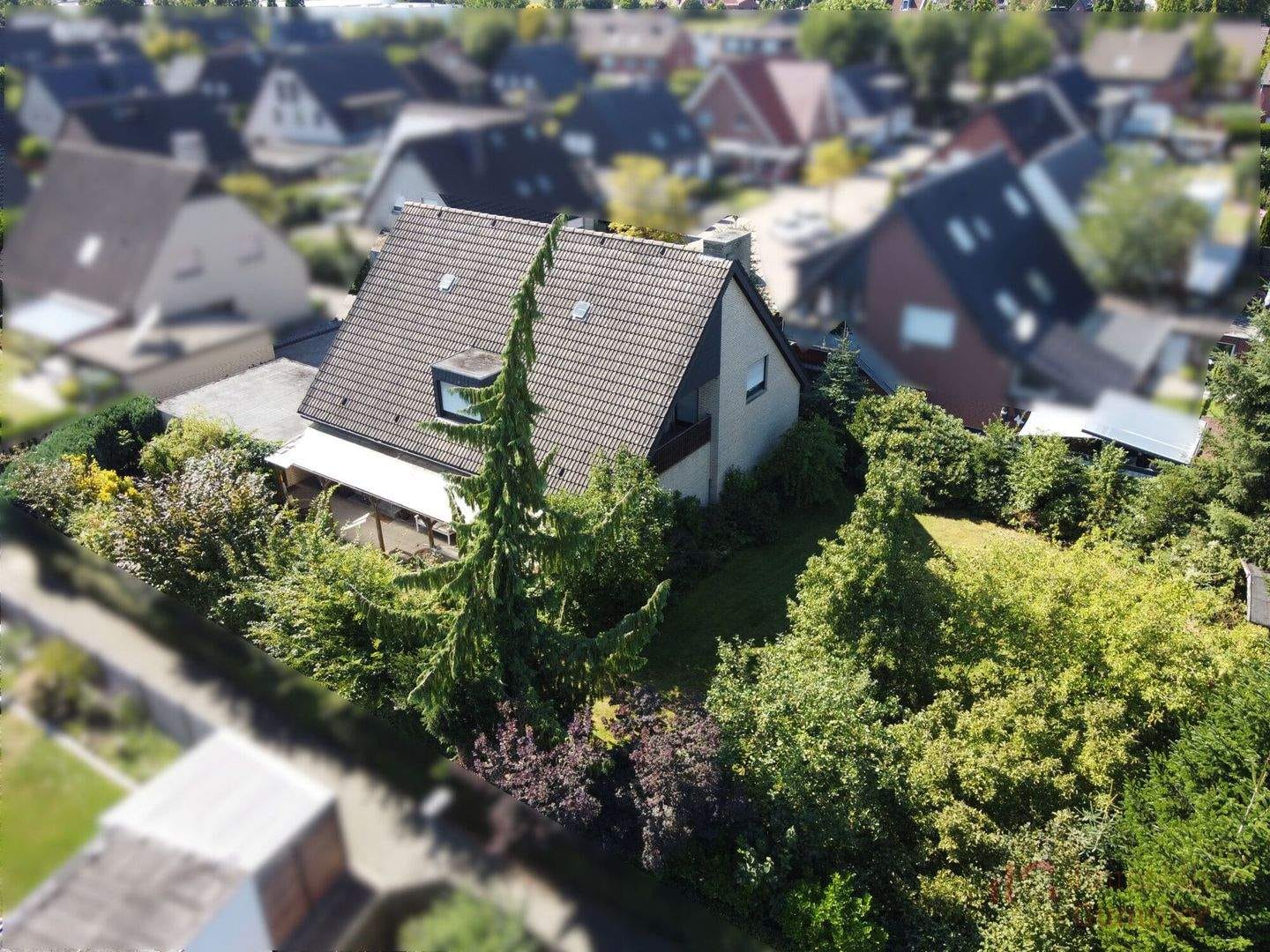 Immobilie in Emsdetten - Dichterviertel - geräumiges Ein/Zweifamilienhaus mit großem Grundstück in Sackgassenlage - Bild 2