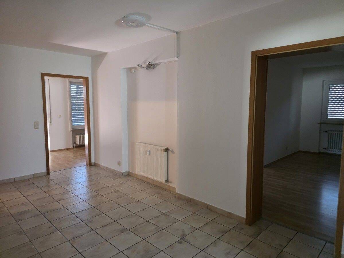 Immobilie in Heßdorf - Gepflegtes Drei-Familienhaus in Heßdorf-OT Hesselberg - Bild 1