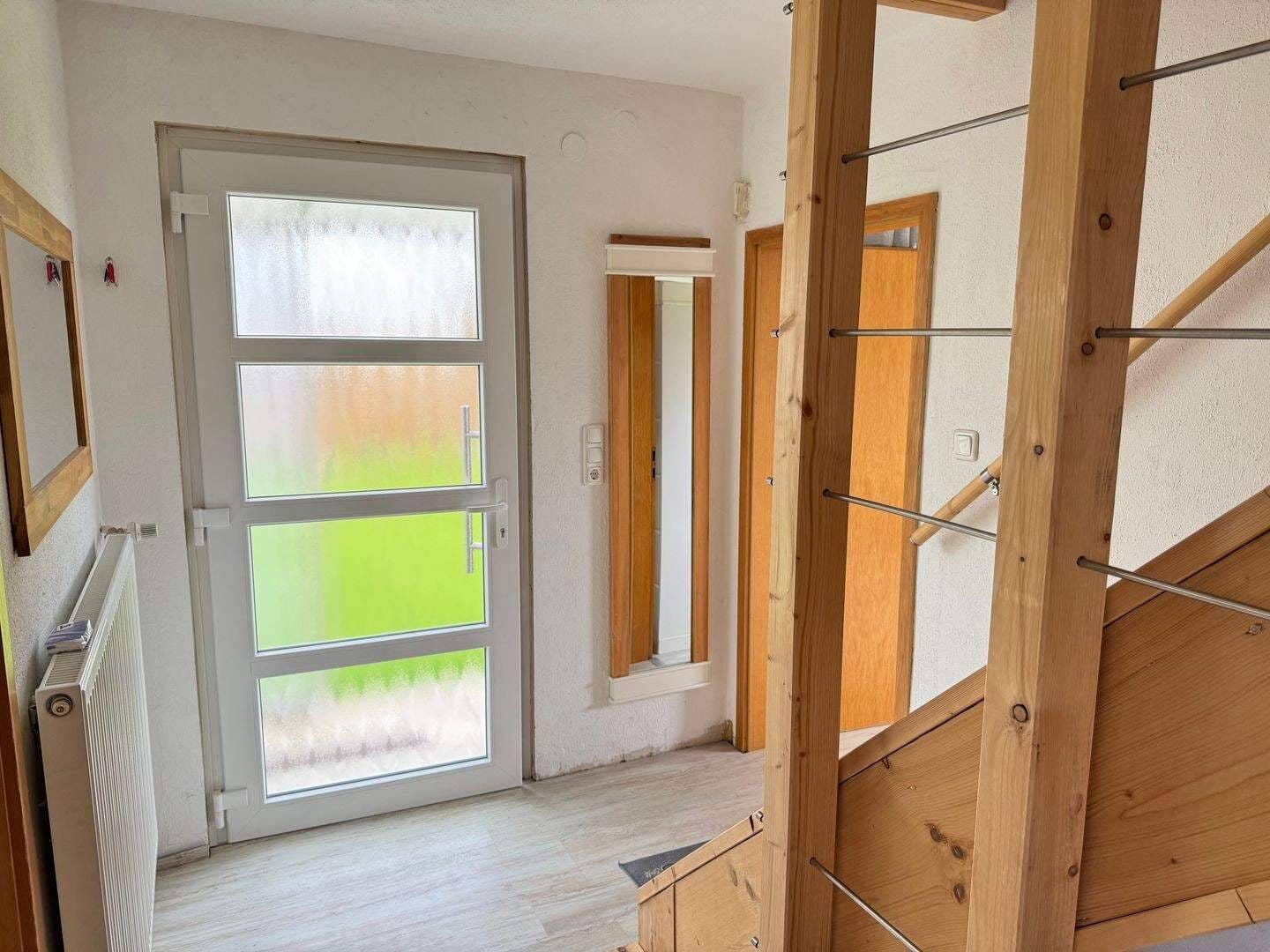 Immobilie in Staufenberg - Einfamilienhaus auf wunderschönem und sonnigen Garten  - Bild 1