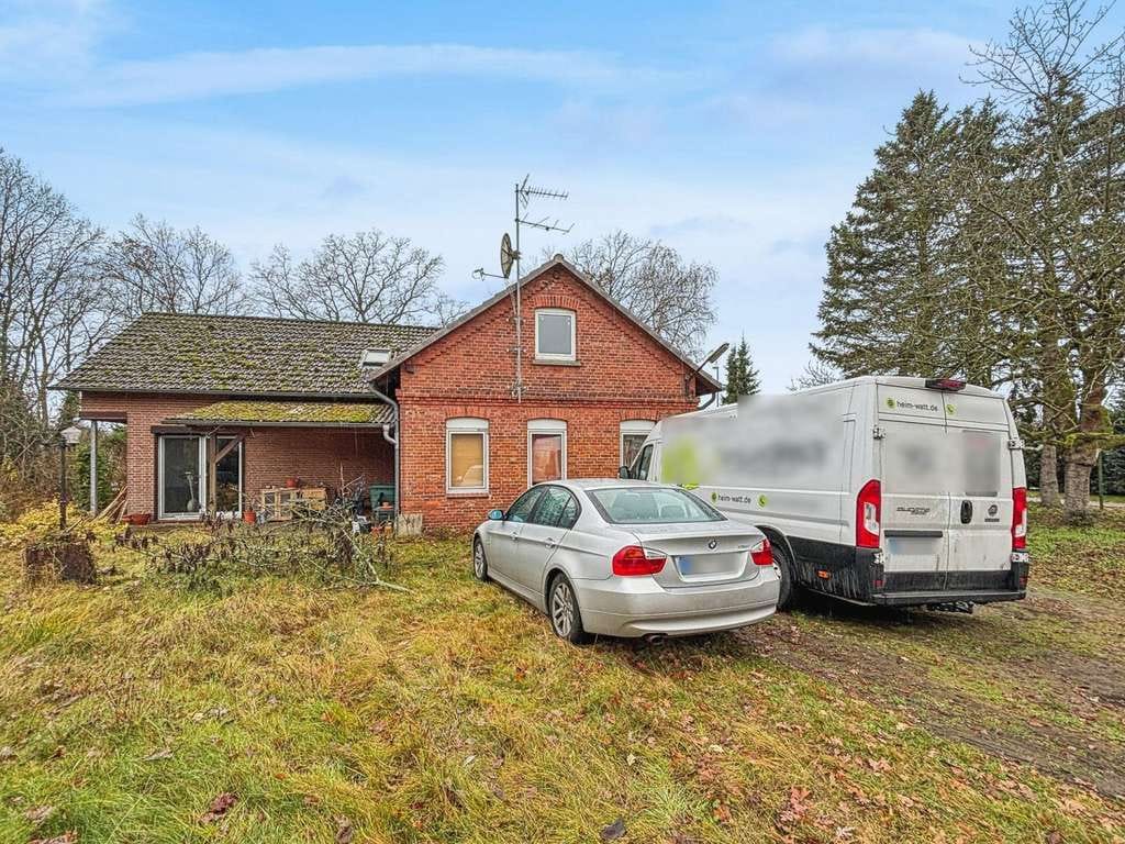 Immobilie in Wittorf - EFH auf über 3.000 m² Grundstück + Scheune in Wittorf / Lüneburg - Bild 2