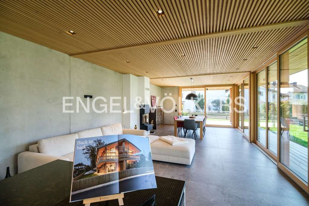 Immobilie in Weyarn - Preisgekrönte Architektur – kompromisslos, werthaltig, ausgezeichnet! - Bild 1