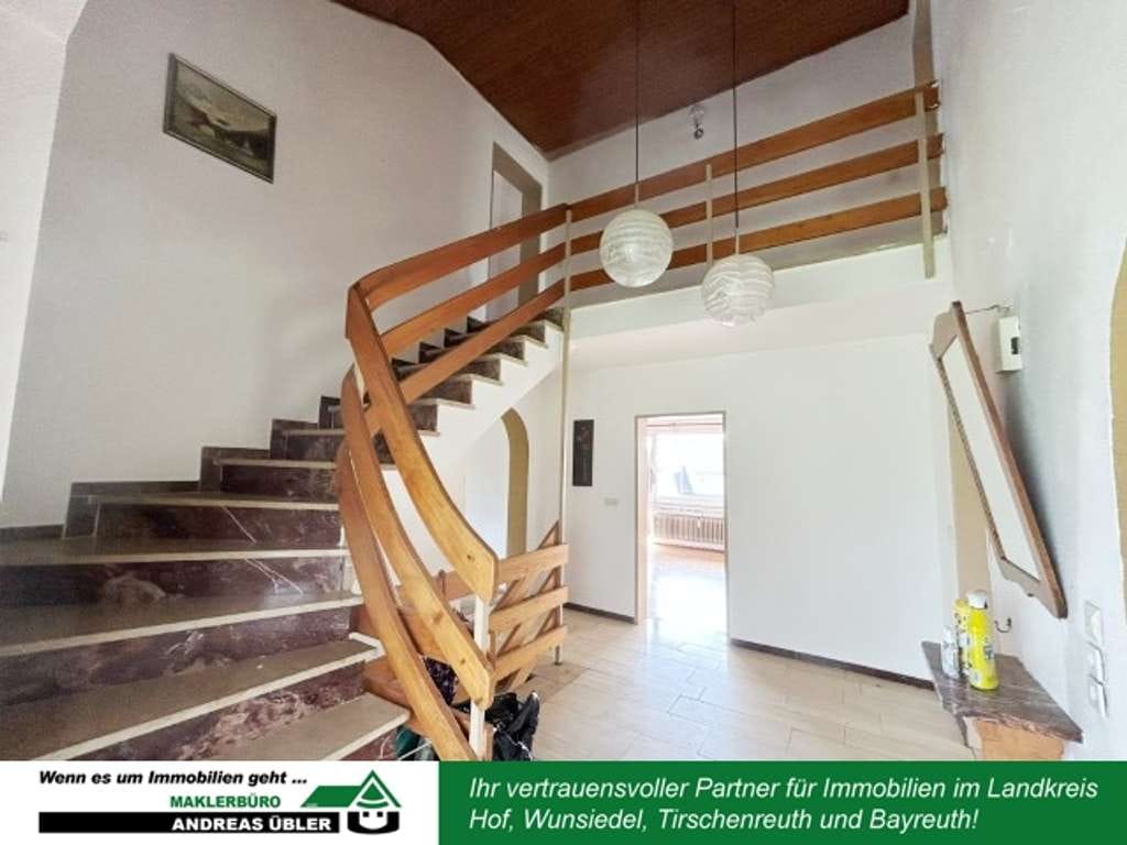 Immobilie in Wunsiedel - Wohlfühlhaus mit Garten & Einliegerwohnung - Bild 1