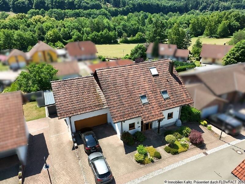 Immobilie in Steinalben - Großzügiges Einfamilienhaus mit Einliegerwohnung in ruhiger Lage - Bild 1