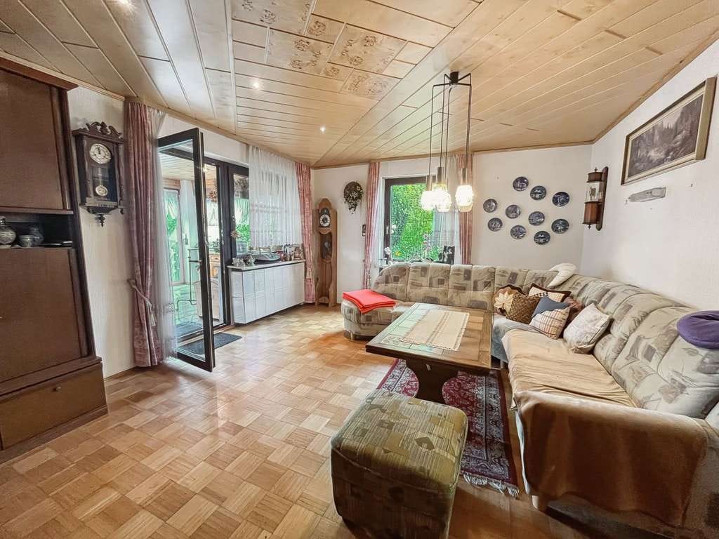 Immobilie in Regnitzlosau - Solide Doppelhaushälfte mit Wintergarten - ideal für Selbstversorger in Trogenau - Bild 4