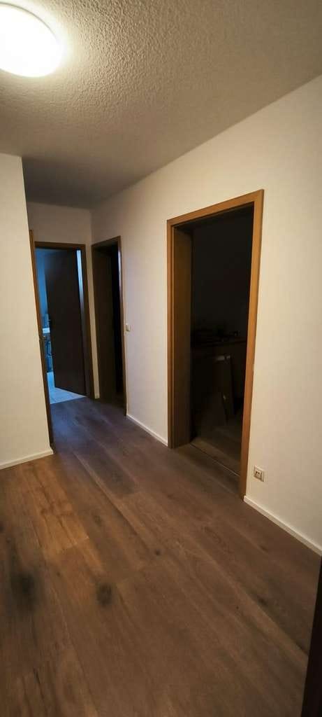 Immobilie in Offenhausen - Schöne 3 Zimmer Dachgeschosswohnung mit Weitblick in ruhiger Lage in 91238 Offenhausen - Bild 3