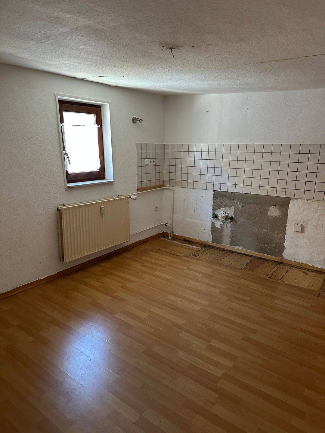 Immobilie in Amöneburg - Zweifamilienhaus mit Doppelgarage und Scheune - Keine Käuferprovision - Bild 4