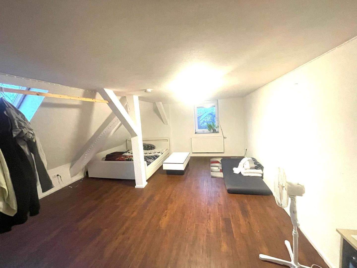 Immobilie in Bad Waldsee - Attraktive Maisonettewohnung mit Balkon in Bad Waldsee-Reute – derzeit als WG vermietet, ideal für Kapitalanleger oder Eigennutzer - Bild 3
