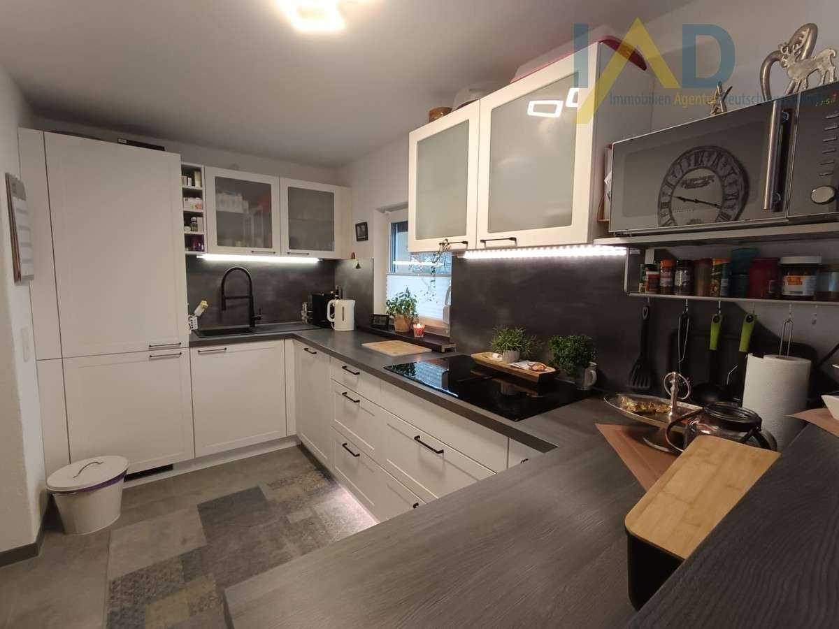 Immobilie in Gimbsheim - Hochwertig sanierte Maisonette-Wohnung mit Gartenanteil und Stellplatz - Bild 1